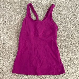 Lululemon workout top